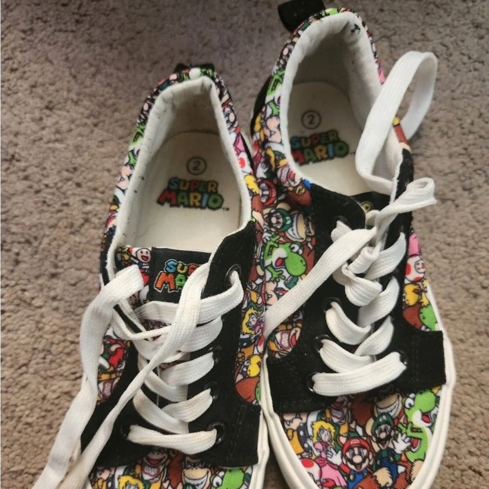 Nintendo Super Mario Kids Sneakers - Black and White - Picture 1 of 1